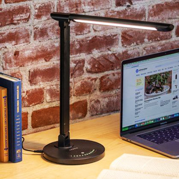 TaoTronics TT-DL13B Desk Lamp Review